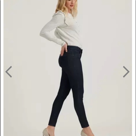 Lucky Brand Mid Rise Ava Super Skinny Jean - Picture 2 of 7